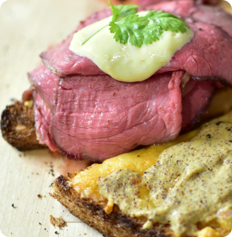 Daily Deli Roast Beef Dish Image